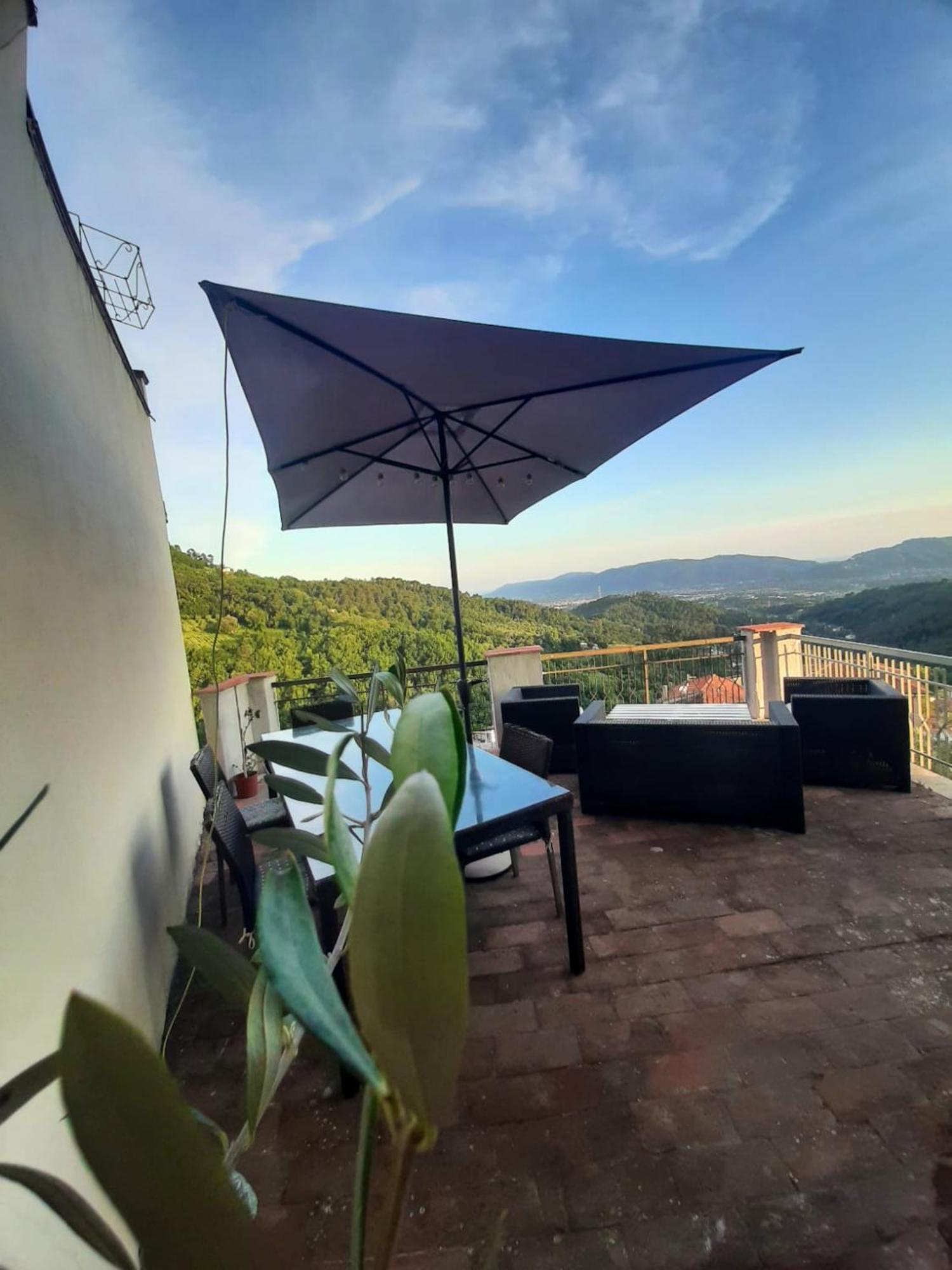 Comfortable Apartment With Sea View In Falcinello 外观 照片