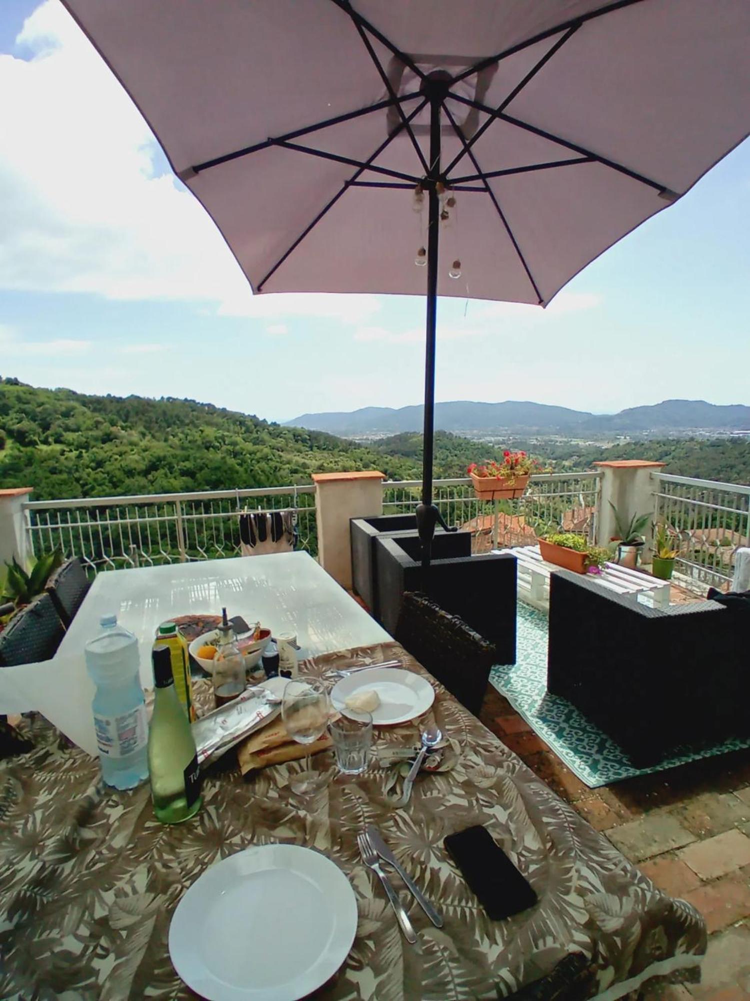 Comfortable Apartment With Sea View In Falcinello 外观 照片